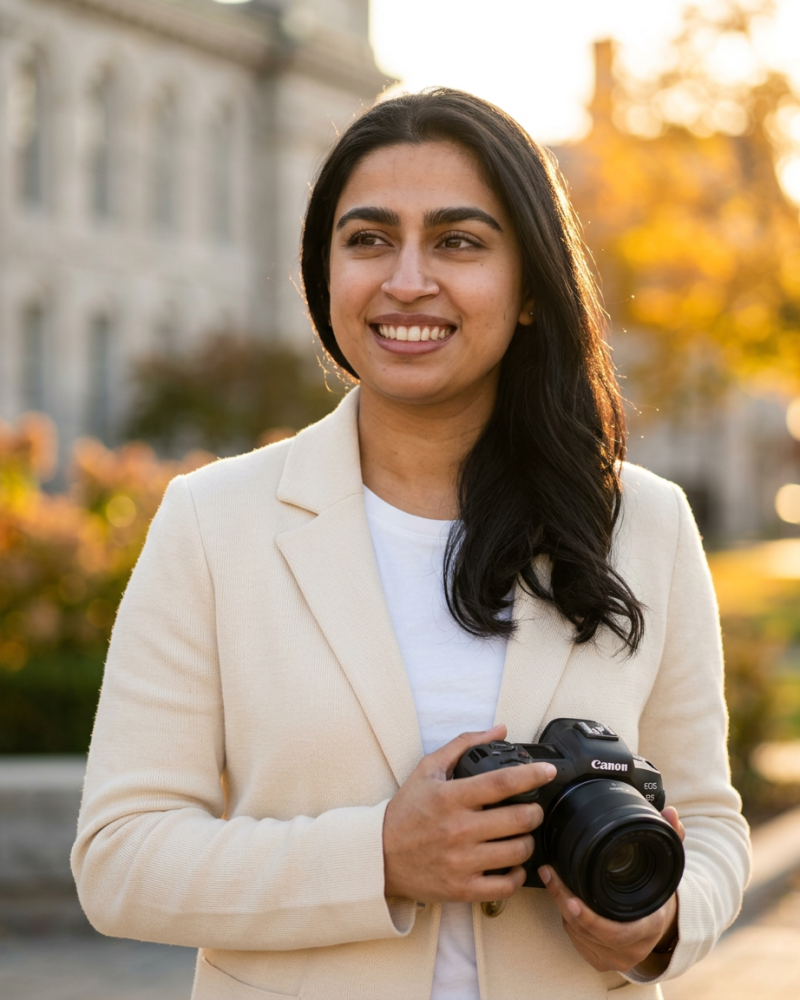 Sarika, photographer